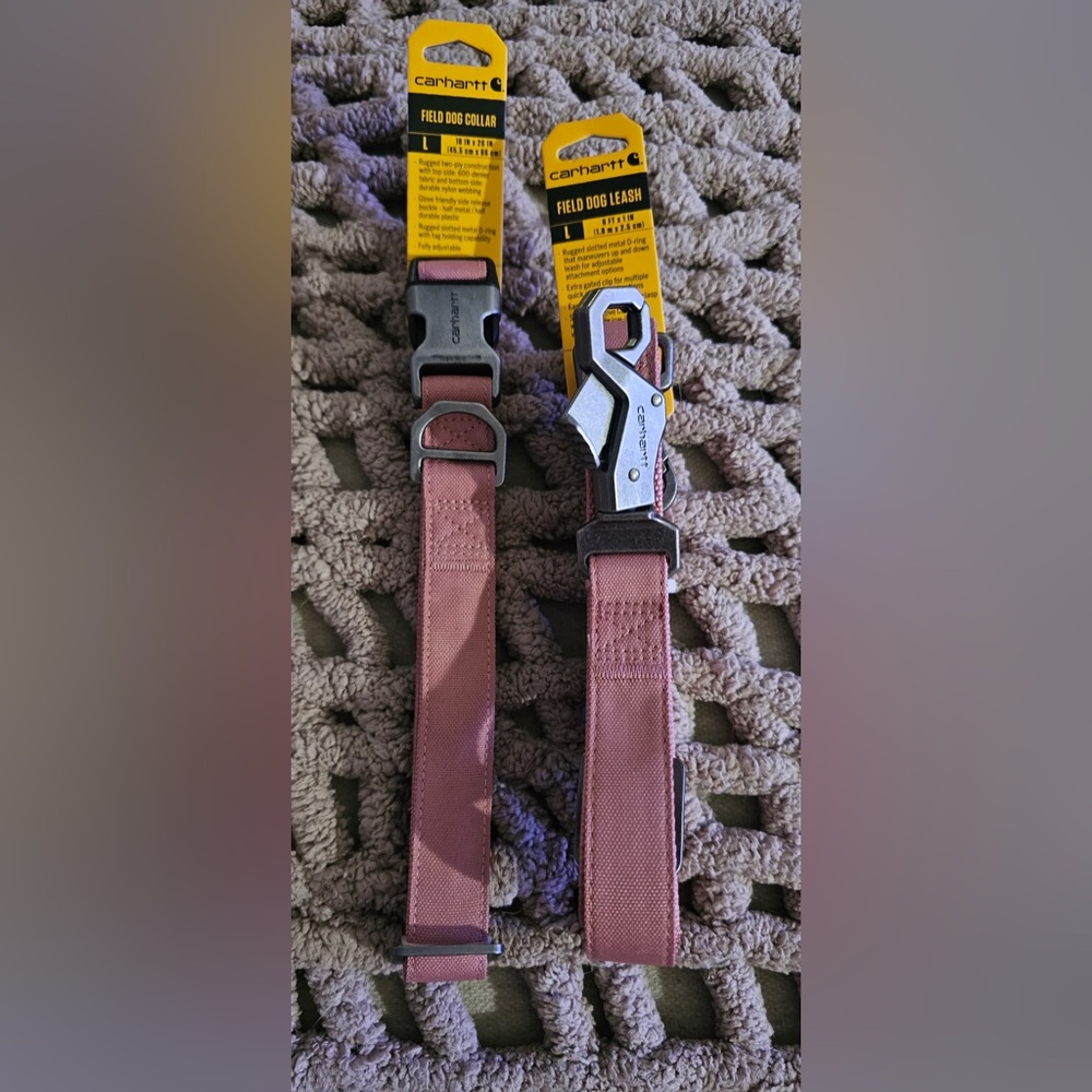 Carhartt Rose Mist Field Dog Collar (L) and Rose Mist Leash (L)